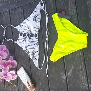 No Boundaries NOBO Juniors Tie Dye Bikini Bot. Sexy Halter Push Up Bra